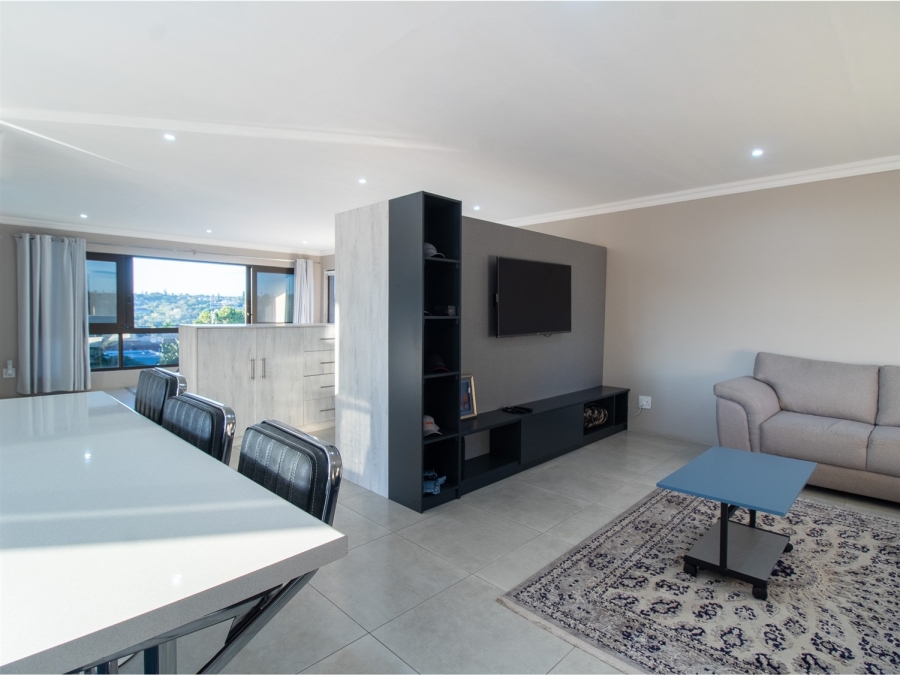 5 Bedroom Property for Sale in Nahoon Eastern Cape